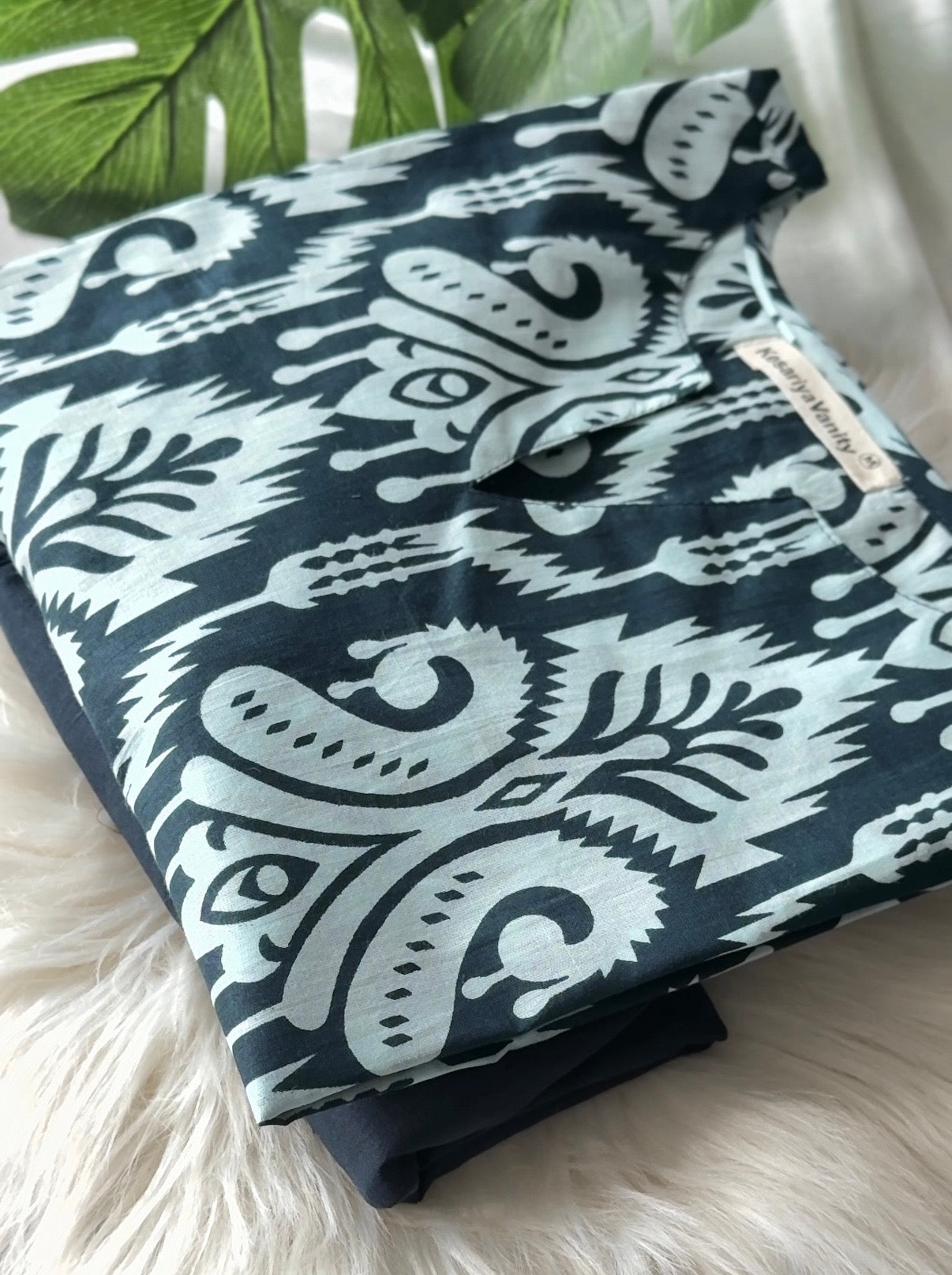 I love Ikkat Suit Set - Chhaav 2.0